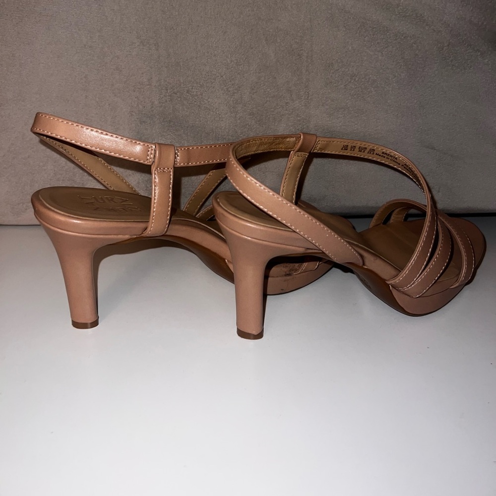 Naturalizer Women's Nude Strappy Sandals - Picture 3 of 5